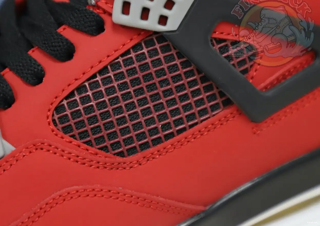 Bravo Jordan Air Jordan4 RetroToro 0520